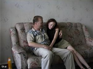Русское видео - Отчим уломал доченьку